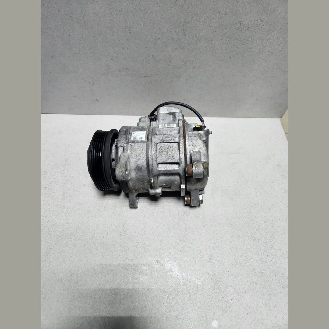 2015-2018 BMW X3 Air Conditioning Compressor 9216467 X3 F25