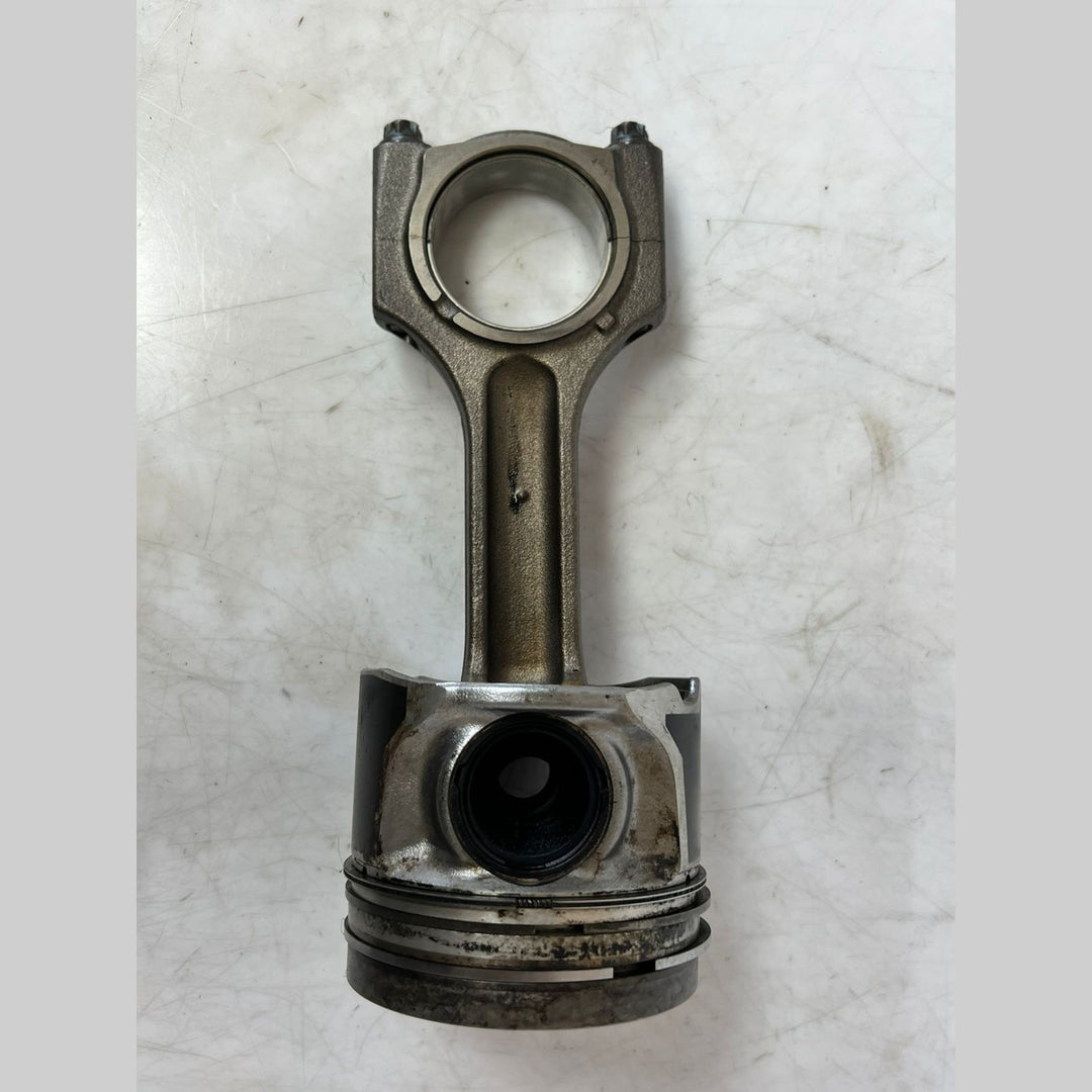 2009 BMW X5 E70 M57 D30 3.0D Piston – OEM Diesel Engine Part