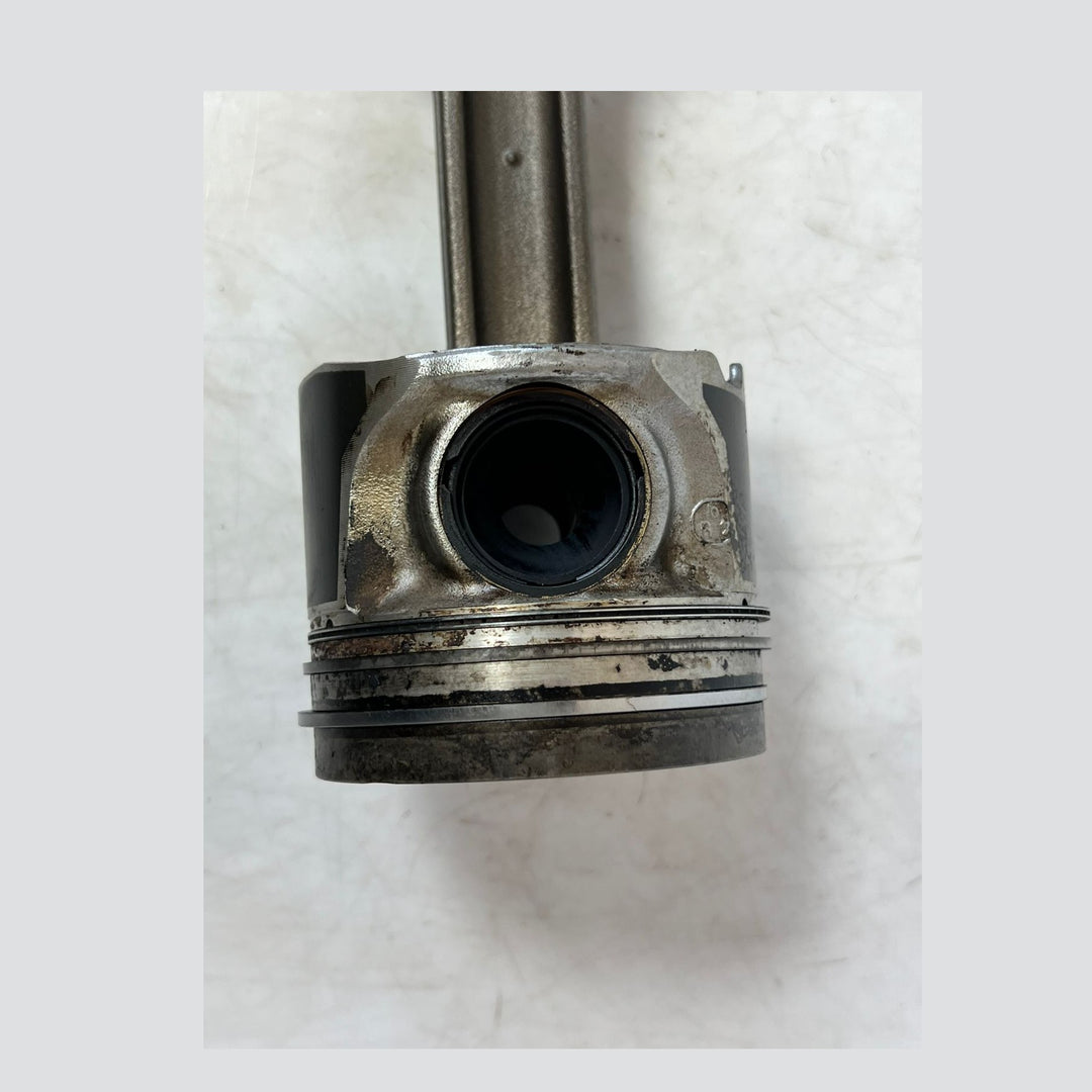 2009 BMW X5 E70 M57 D30 3.0D Piston – OEM Diesel Engine Part