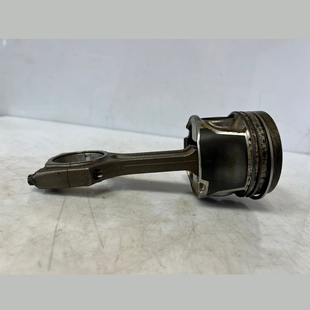 2009 BMW X5 E70 M57 D30 3.0D Piston – OEM Diesel Engine Part