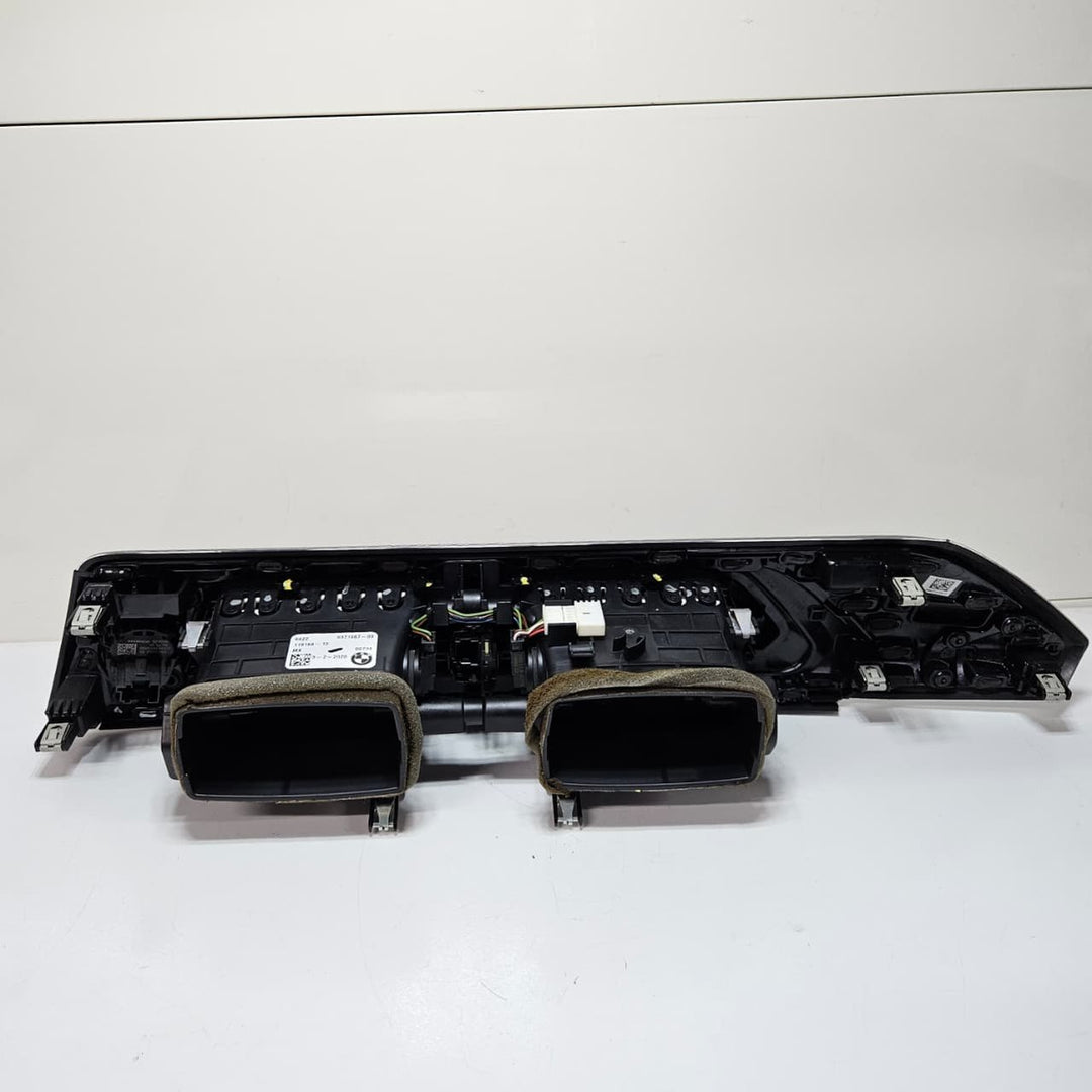 2018-2024 BMW X3 G01 X4 G02 Dashboard Center Air Vent 9371467