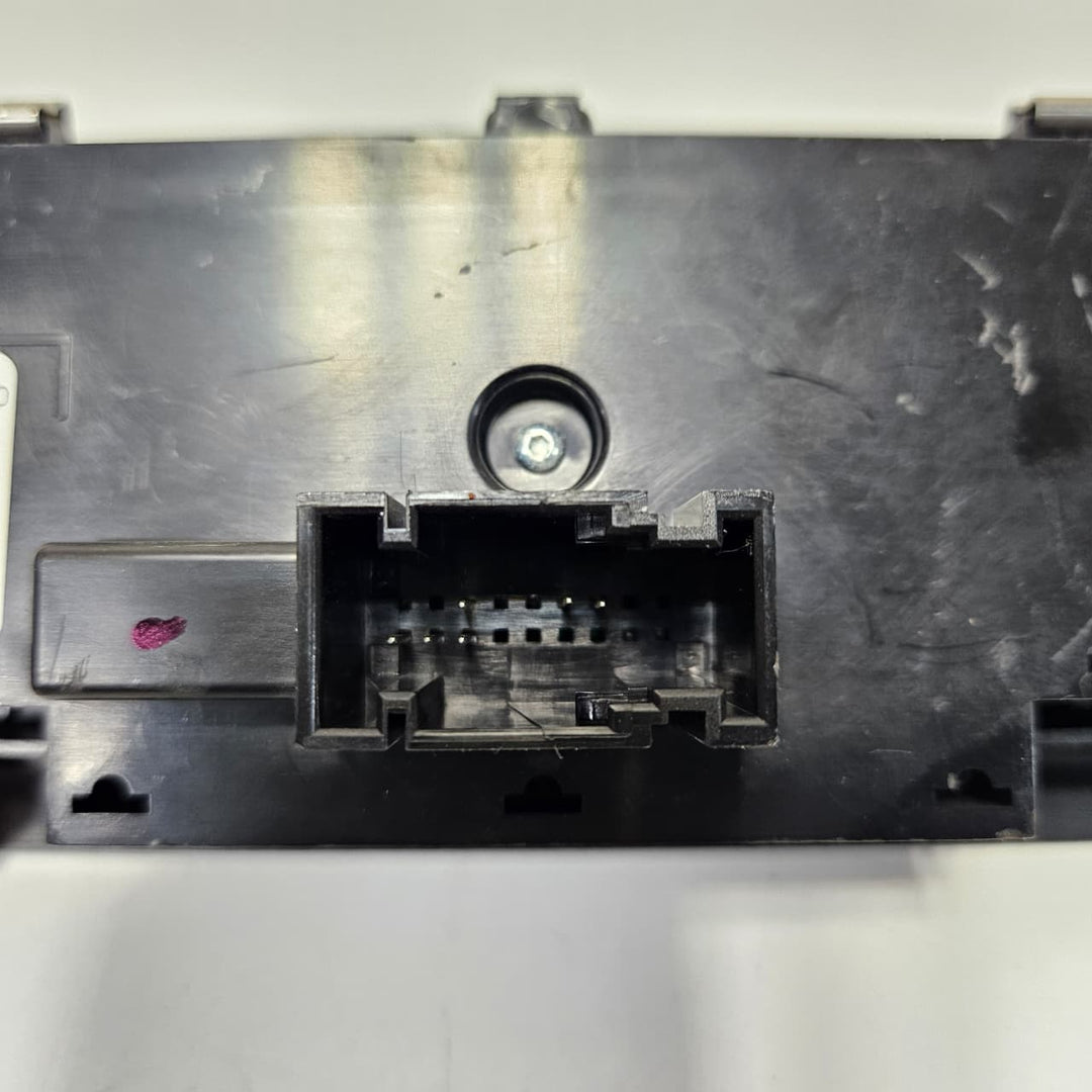 2019-2024 BMW X7 G07 Interior Fan Control Switch 9462520 Used