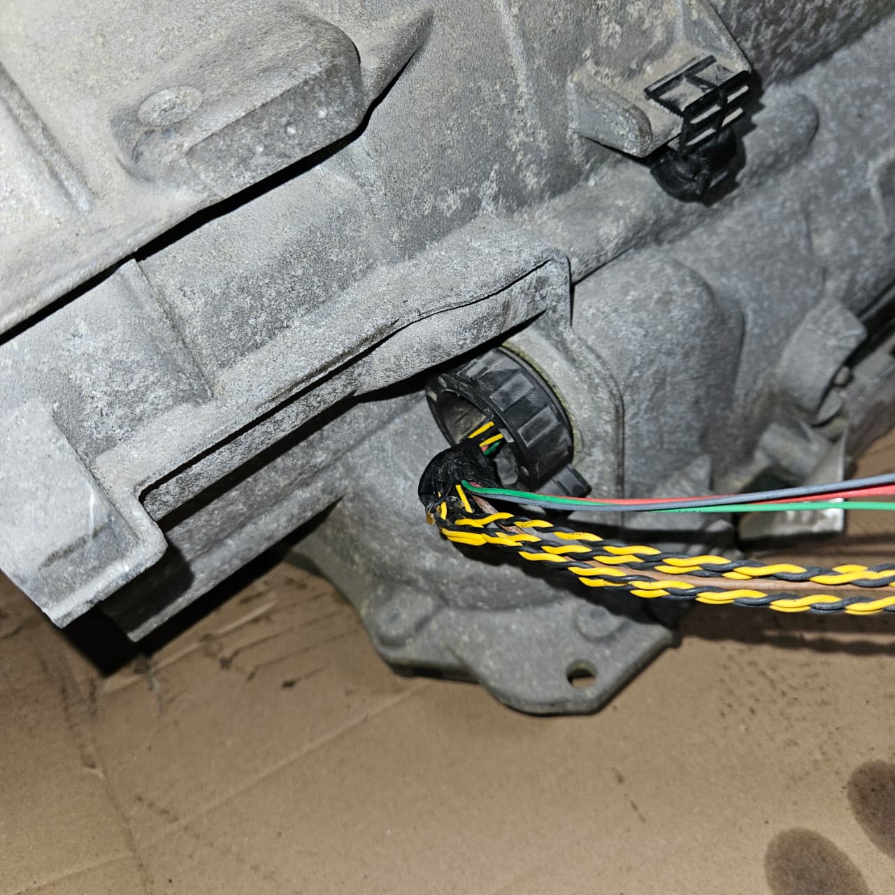 2012-2016 BMW F30 N20 320i xDrive Automatic Gearbox 8HP-45X 8601719