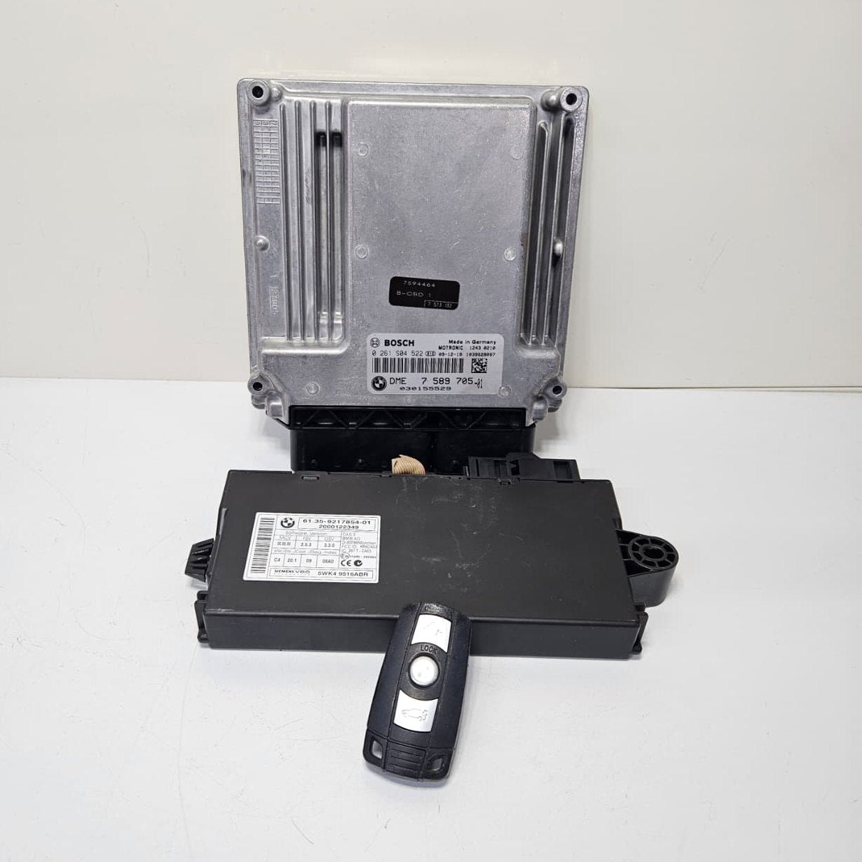 BMW Engine Control Unit DME ECU SET E90  E60 118i 120i 318i N46N engine 7589705