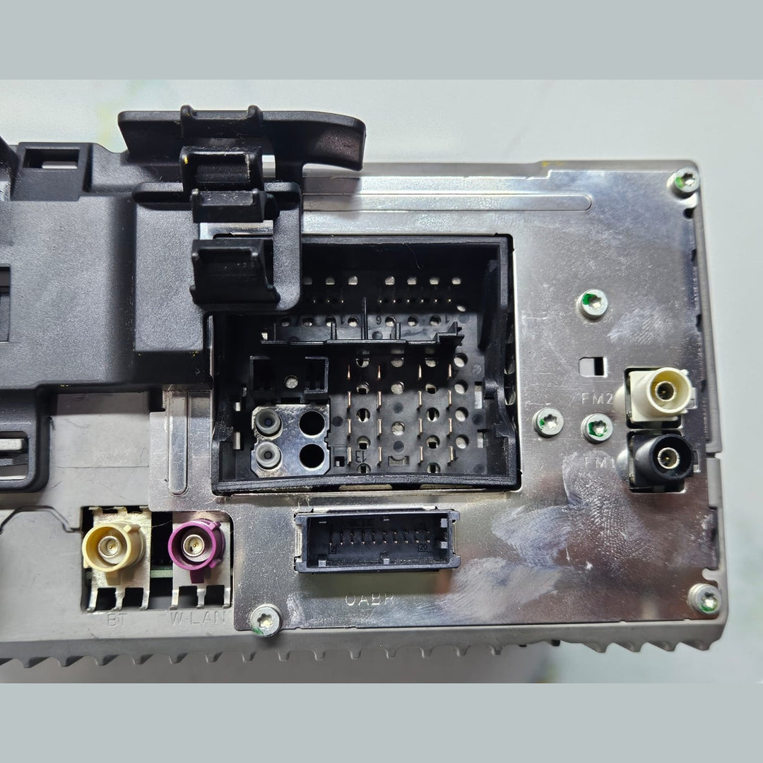 BMW G30 G31 F48 G01 G11 G12 Audio CD Head Unit With Sat Nav 6824598 OEM