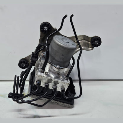 2016-2019 BMW G11 G12 7 Series, G30 5 Series, G01 X3 Abs Pump Module 6880538 OEM