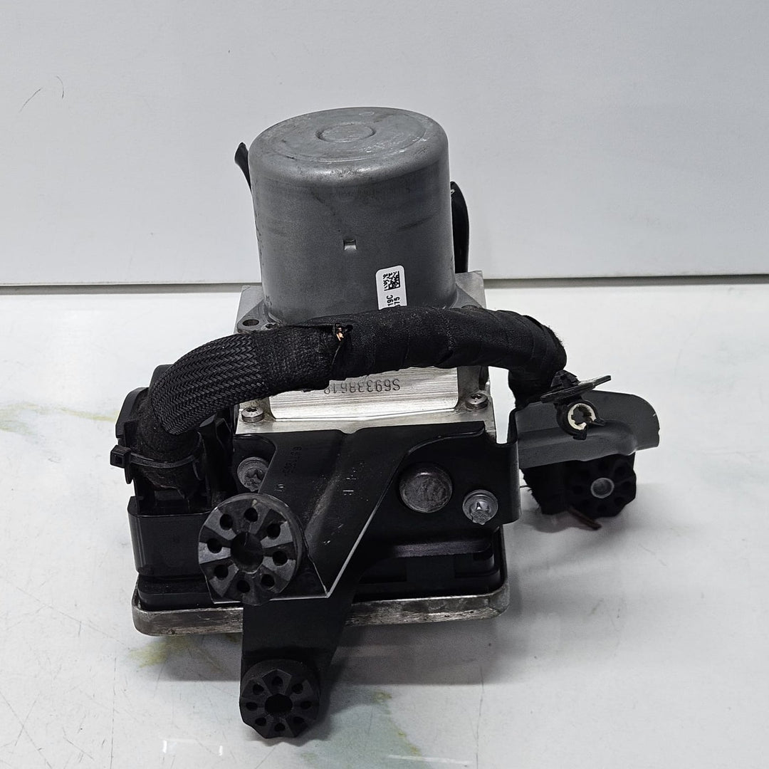 2016-2020 BMW G30, G32, G11, G12, G01 X3 Abs Dsc Pump Control Module 6876246 OEM USED