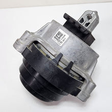 2019-2022 BMW X5 G05 Engine Mount Right 9844522 USED