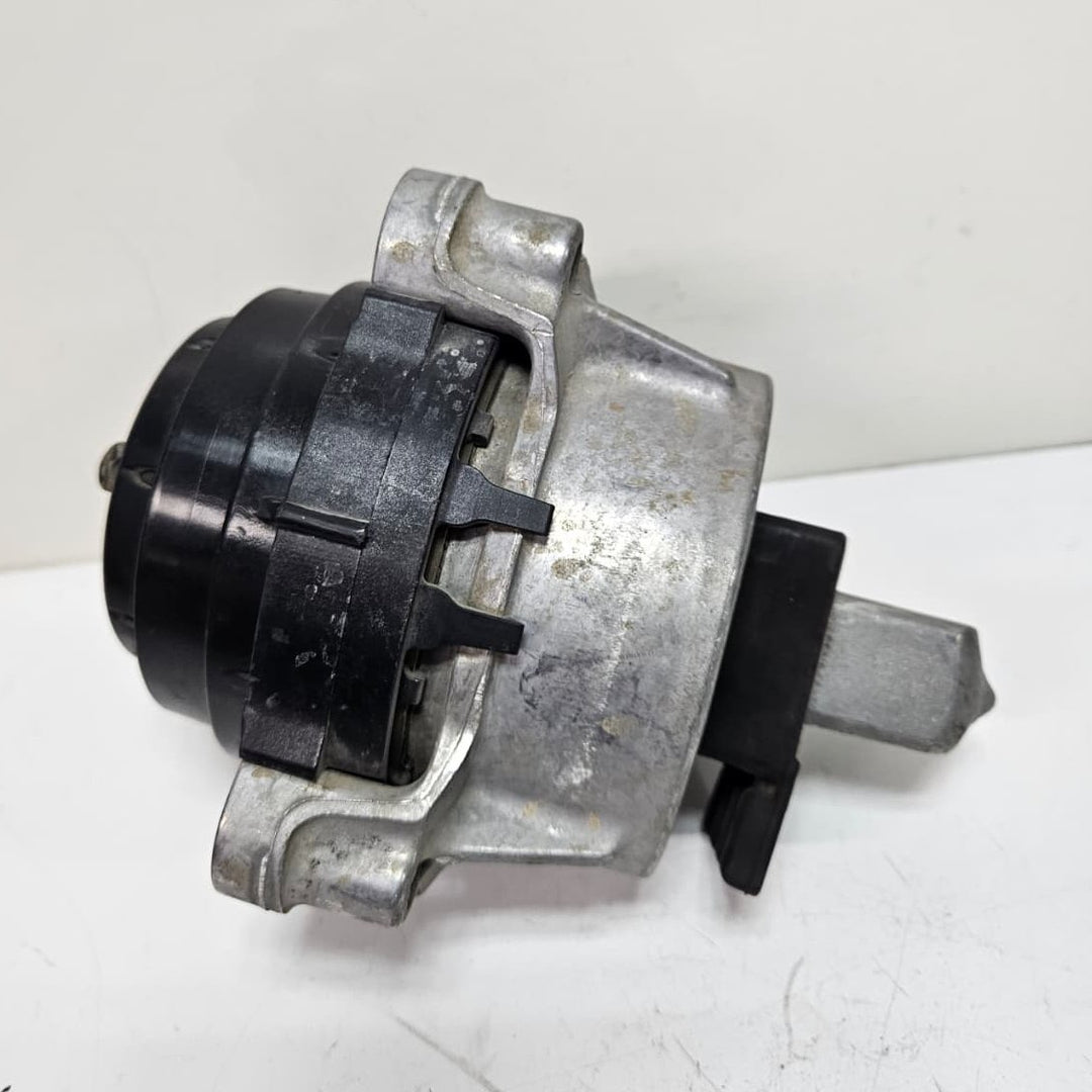 2019-2022 BMW X5 G05 Engine Mount Right 9844522 USED