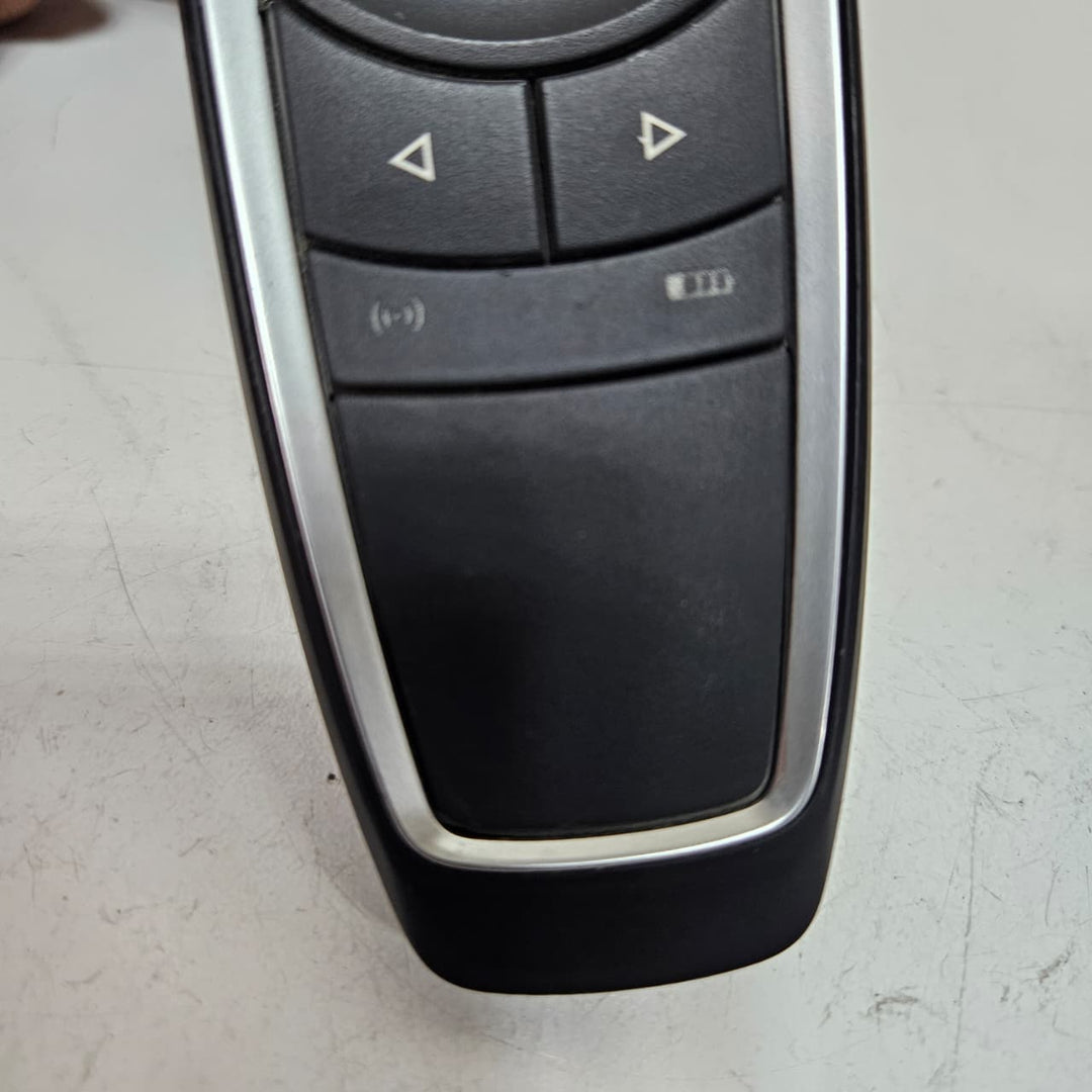 2010-2012 7 Series F01 BMW 740i Av-Link Audio Navigation Remote Control 9214746