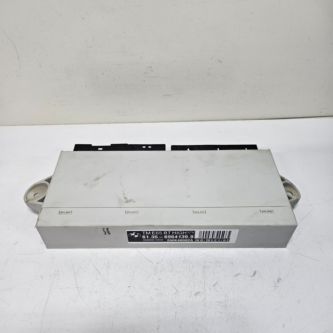 2006-2008 BMW 750i 745i Front Door Control Module 6964139