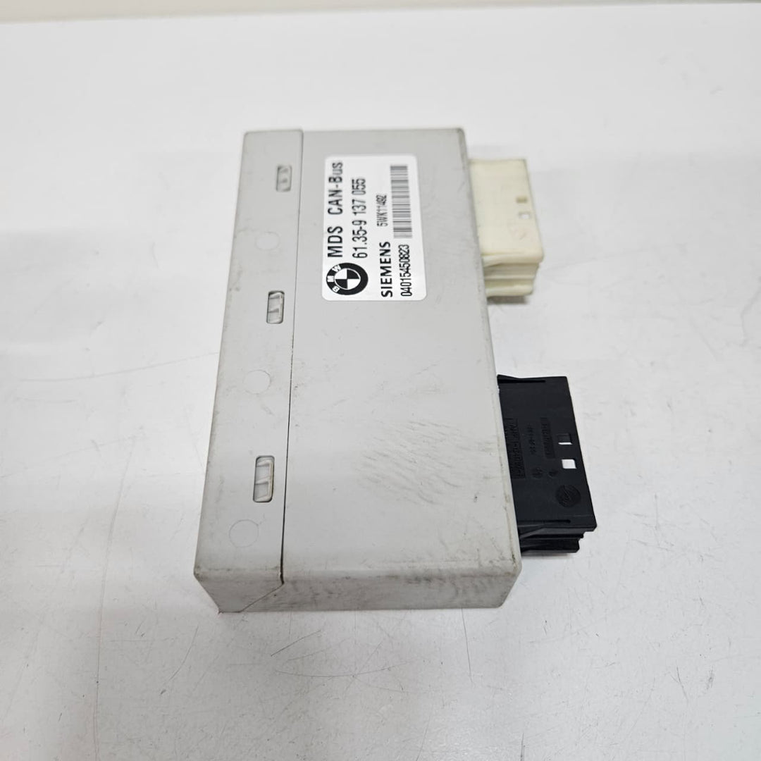 OEM BMW E60, E61, E63, E64 Sunroof Control Module 9137055