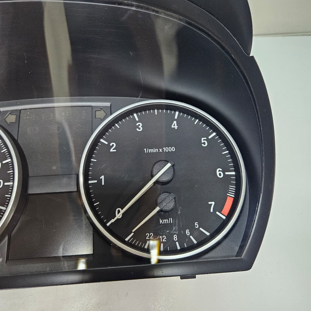 2011-2012 BMW X1 E84 Instrument Cluster 9242340