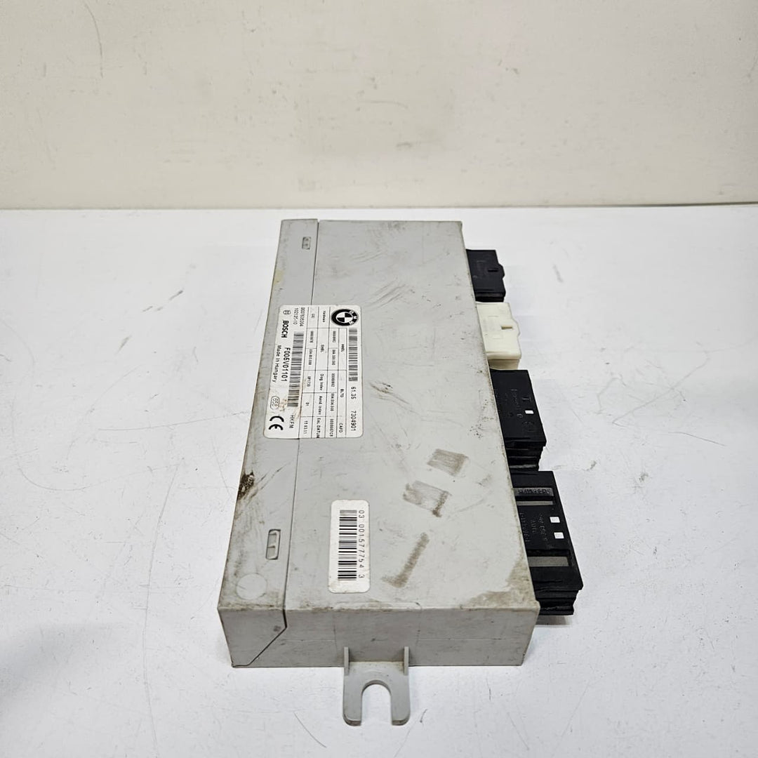 OEM BMW 5 Series F11 Tailgate Control Unit 7304901 Used