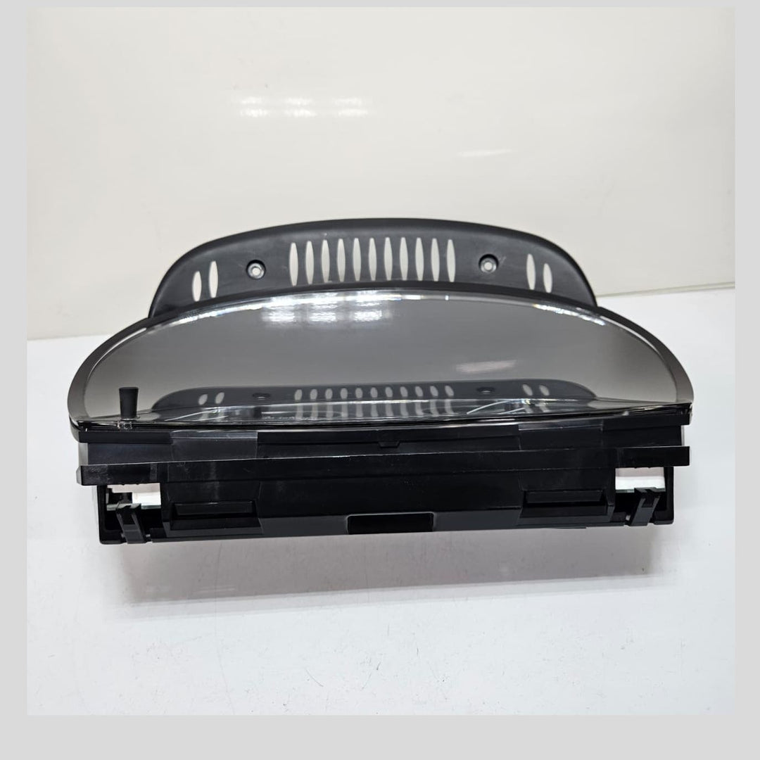 BMW 5 Series E60 sedan E61 touring wagon Speedometer Instrument Cluster 9153750