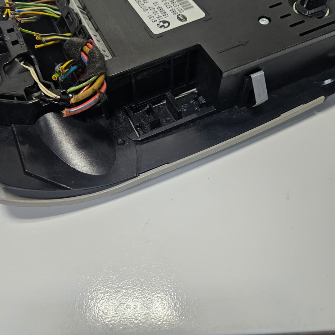 2008 BMW X5 E70 Interior Light Reading Lamp Roof Switch Center 9173780