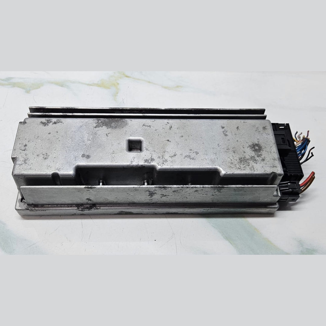 2009-15 BMW F01 F02 740i 750i models Top HIFI Audio Amplifier 9283656 OEM