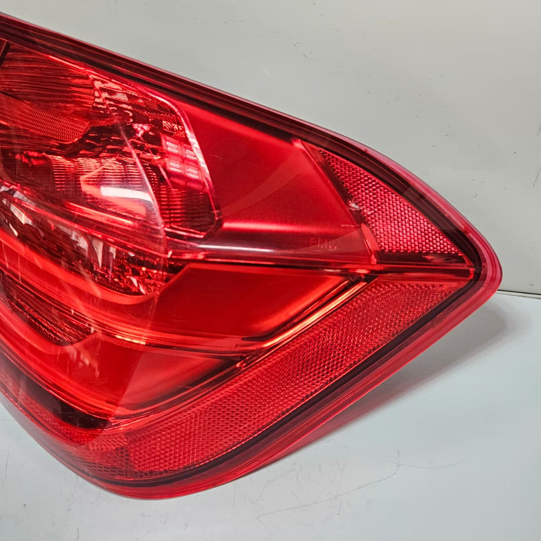 2012-2015 BMW F30 328i 335i Tail Light Assembly Right Side 7259896
