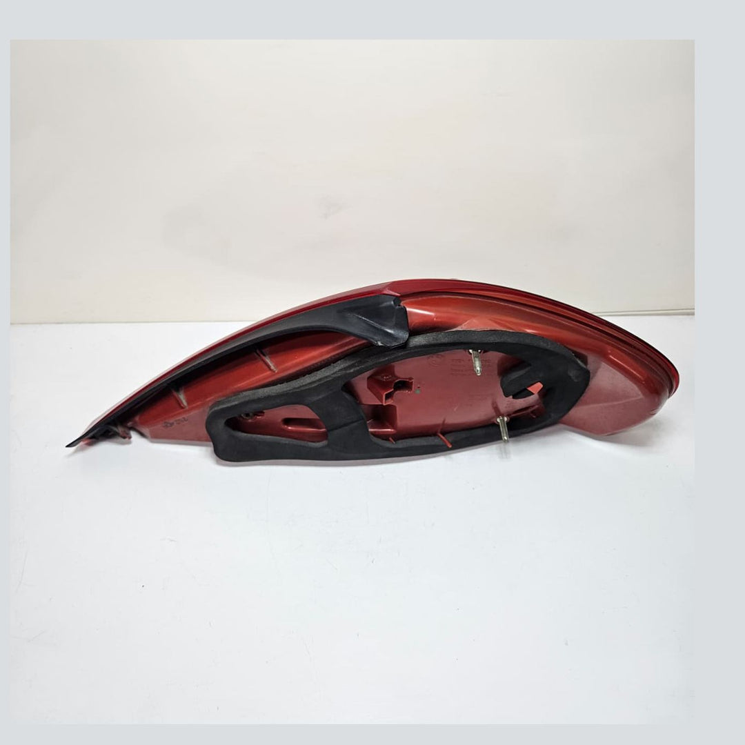 2006-2010 BMW E63 E64 M6 Left Tail Light 7177069