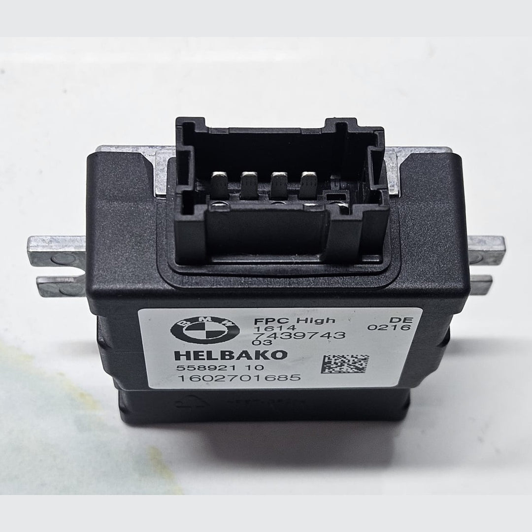 2017 BMW 7 Serie G11 G12  Fuel Pump Control Module 7439743 OEM USED