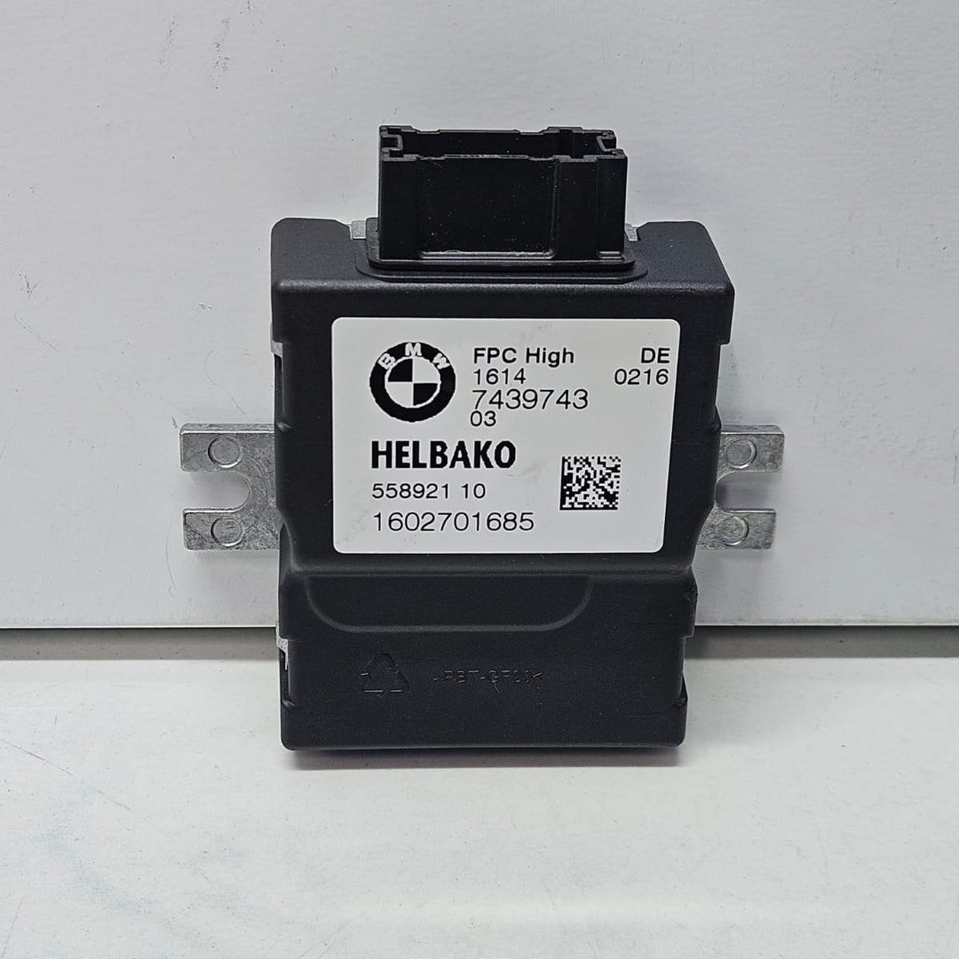 2017 BMW 7 Serie G11 G12  Fuel Pump Control Module 7439743 OEM USED