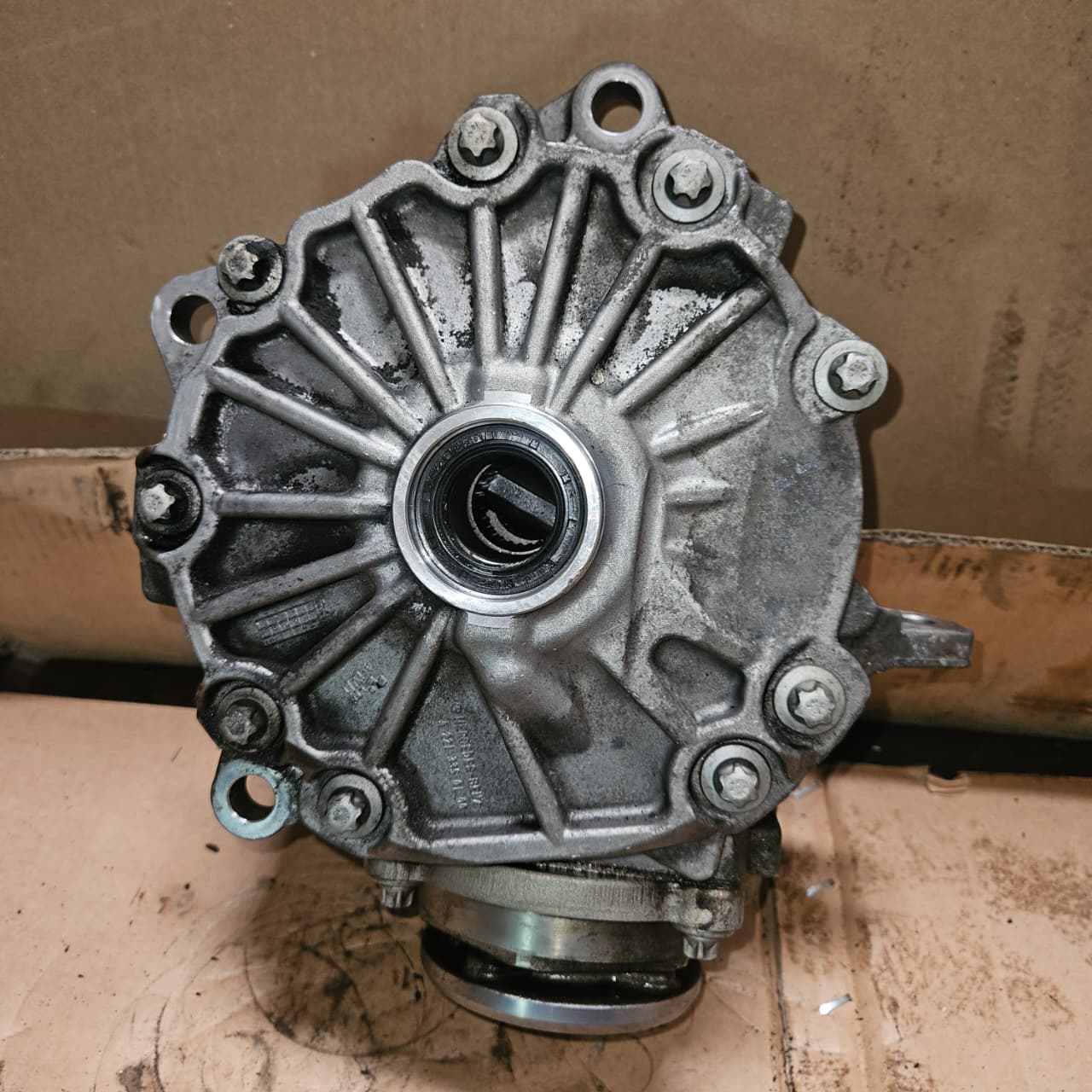 Mercedes-Benz Front Axle Differential 2213307300 W212, W221, W222 CLS400 4MATIC