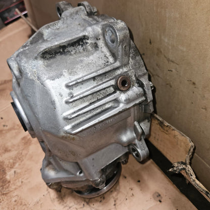 2008-2012 Mercedes-Benz E350 Front Differential Carrier Assembly 2213300902 W204