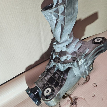 2017-19 Mercedes GLS450 Front Axle Differential Assembly A1663300200 3.27 ratio