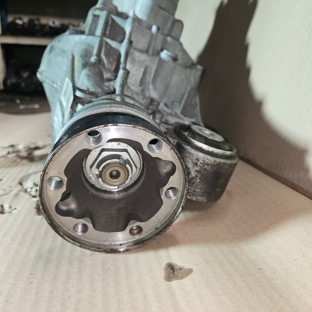 2012-2015 Mercedes-Benz ML350 Front Axle Differential A1663300300/ Ratio 3.45