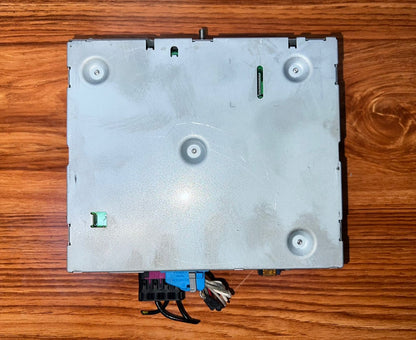 2010-2011 Mercedes-Benz C250 TV Tuner Module A2048205285 OEM