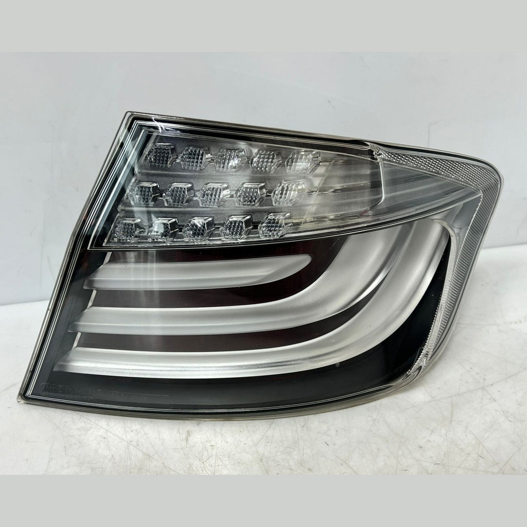 2012 BMW 5 Series F10 Rear Tail Light Lamp Set Left & Right Side – OEM