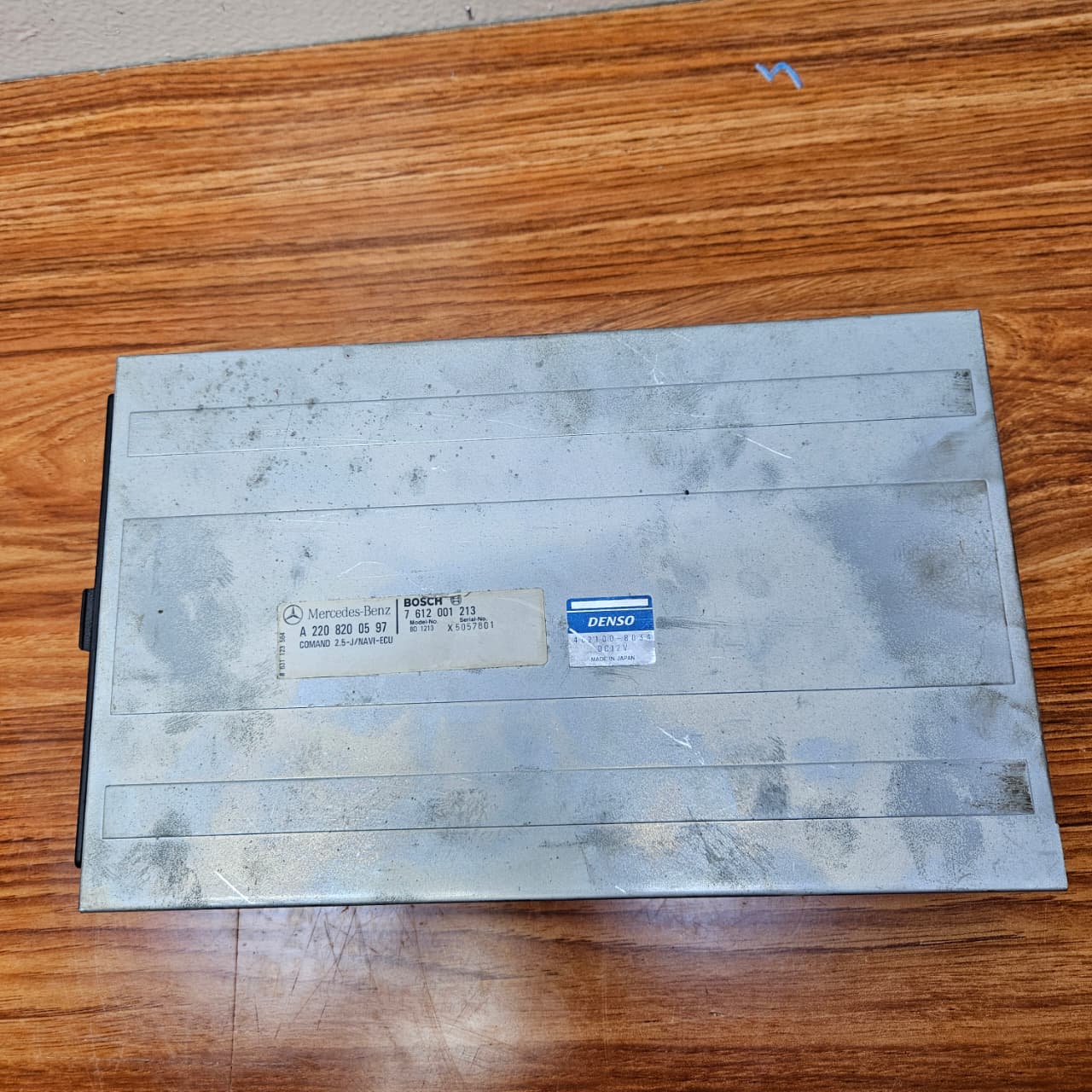 Mercedes-Benz S-Class W220 S500 Music Player with GPS A2208200597 OEM