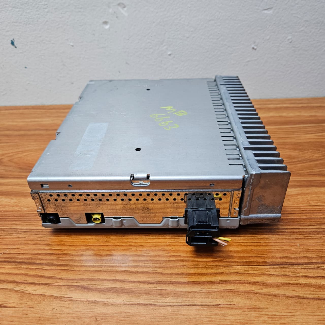 Mercedes E-Class Amplifier Audio Gateway A2118701989 E-Class W211 W219, CLS SLK