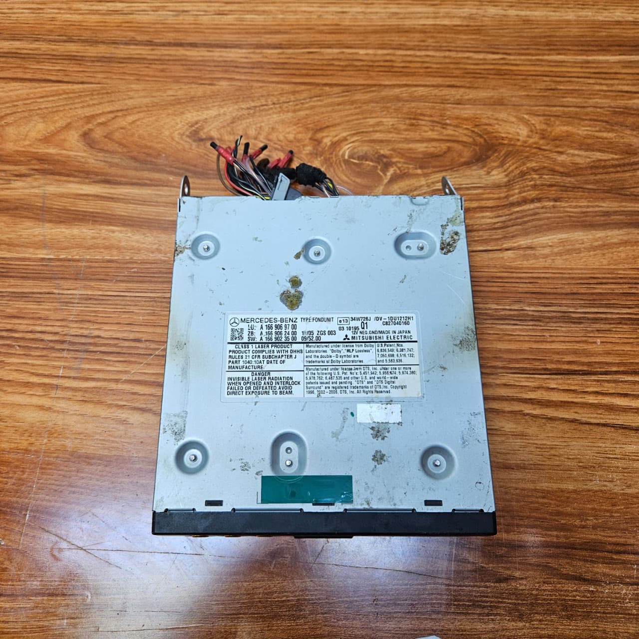 Mercedes-Benz Rear DVD Player A1669069700 E-Class W212 and S-Class W221 W166