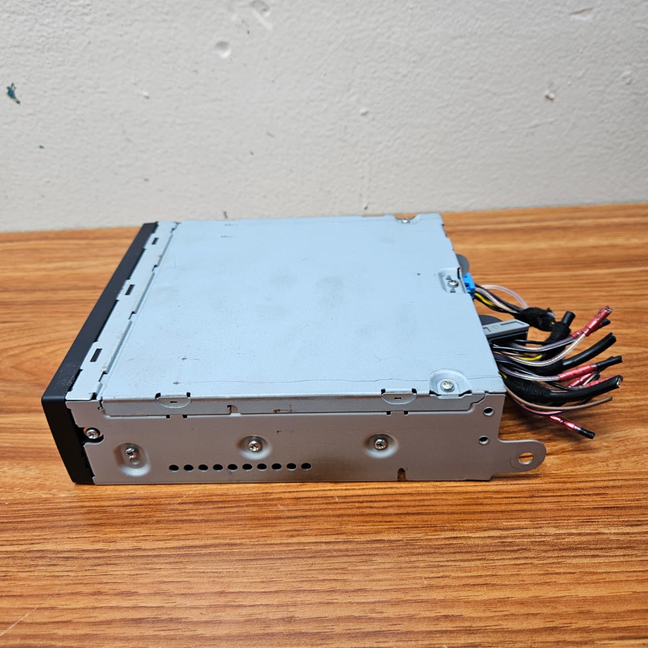Mercedes-Benz Rear DVD Player A1669069700 E-Class W212 and S-Class W221 W166
