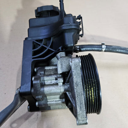 2011-2014 Mercedes C180 Power Steering Pump A0064664701 C-Class W204 and E-Class