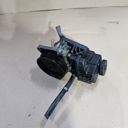 2011-2014 Mercedes C180 Power Steering Pump A0064664701 C-Class W204 and E-Class