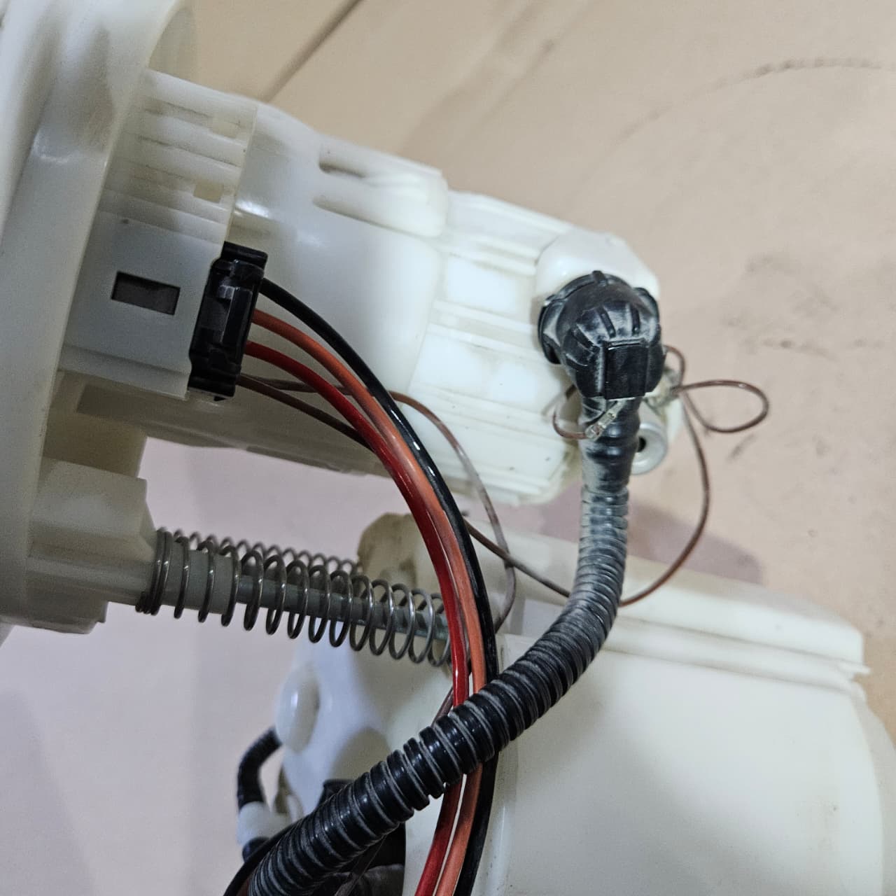 2021-2023 Mercedes-Benz S450L Fuel Pump Assembly A2234703301 W223 S-Class S580