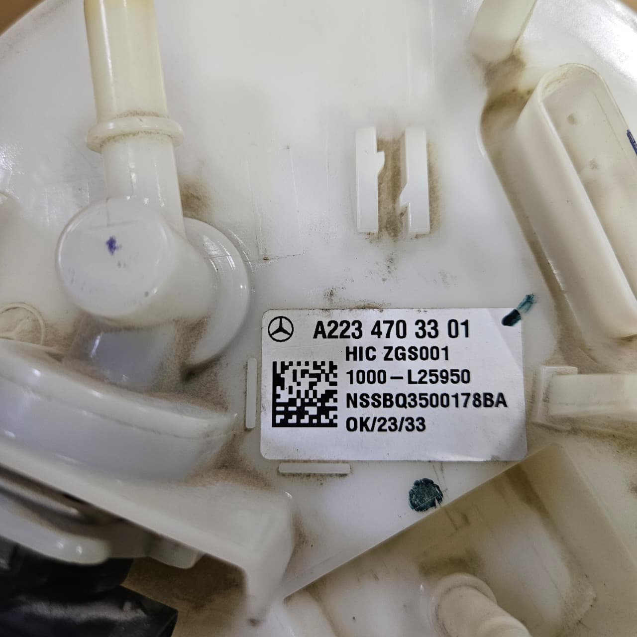 2021-2023 Mercedes-Benz S450L Fuel Pump Assembly A2234703301 W223 S-Class S580
