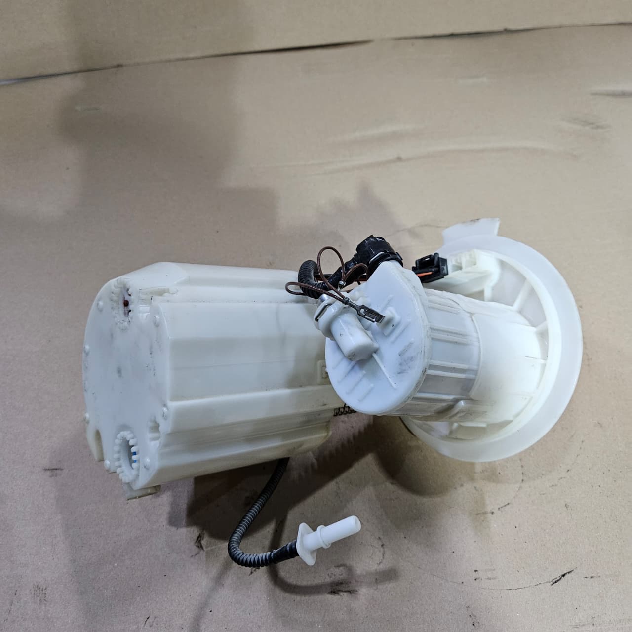 2021-2023 Mercedes-Benz S450L Fuel Pump Assembly A2234703301 W223 S-Class S580