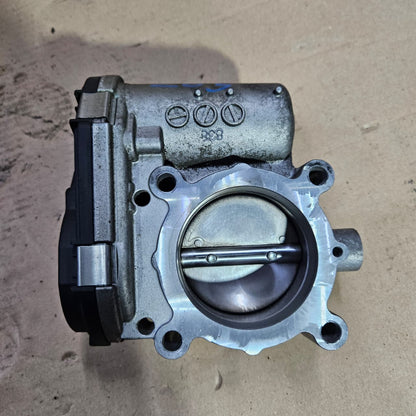 2015-2018 Mercedes-Benz C300 Throttle Body A2701410025 CLA B-Class A-Class