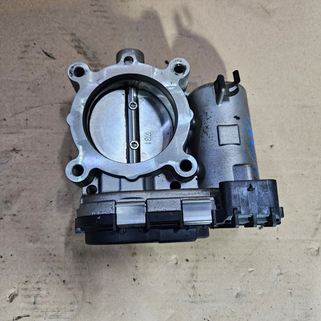 2015-2018 Mercedes-Benz C300 Throttle Body A2701410025 CLA B-Class A-Class