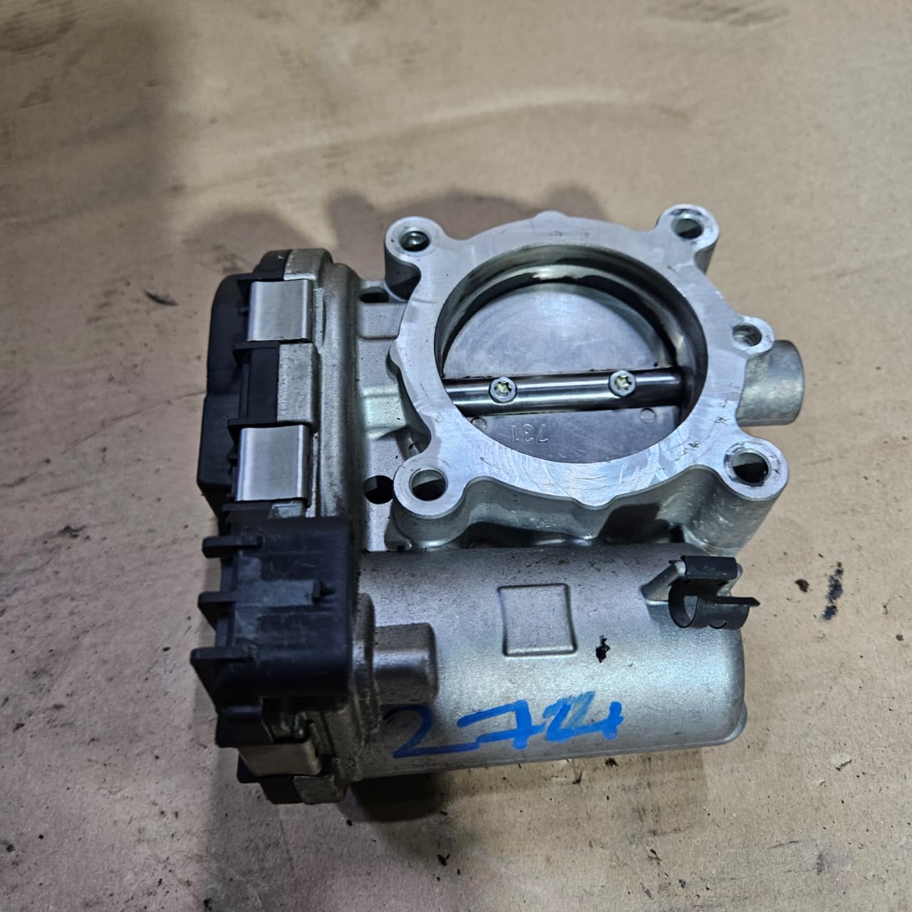 2015-2018 Mercedes-Benz C300 Throttle Body A2701410025 CLA B-Class A-Class