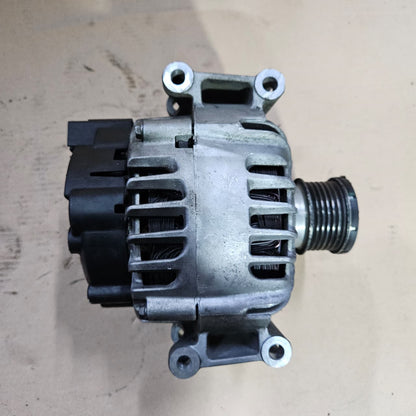 2012-2015 Mercedes-Benz C250 Alternator A0009067902 C250 and SLK250 W204