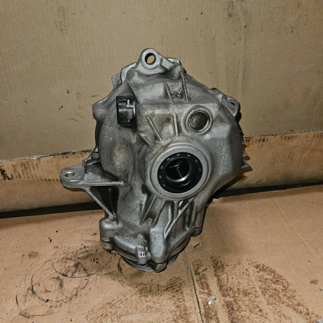Mercedes-Benz Front Differential 2213301702 GLC S Class 4-Matic W253