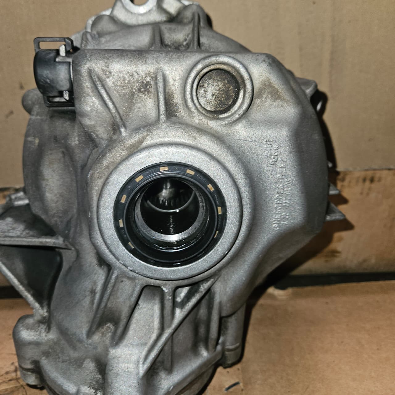 Mercedes-Benz Front Differential 2213301702 GLC S Class 4-Matic W253