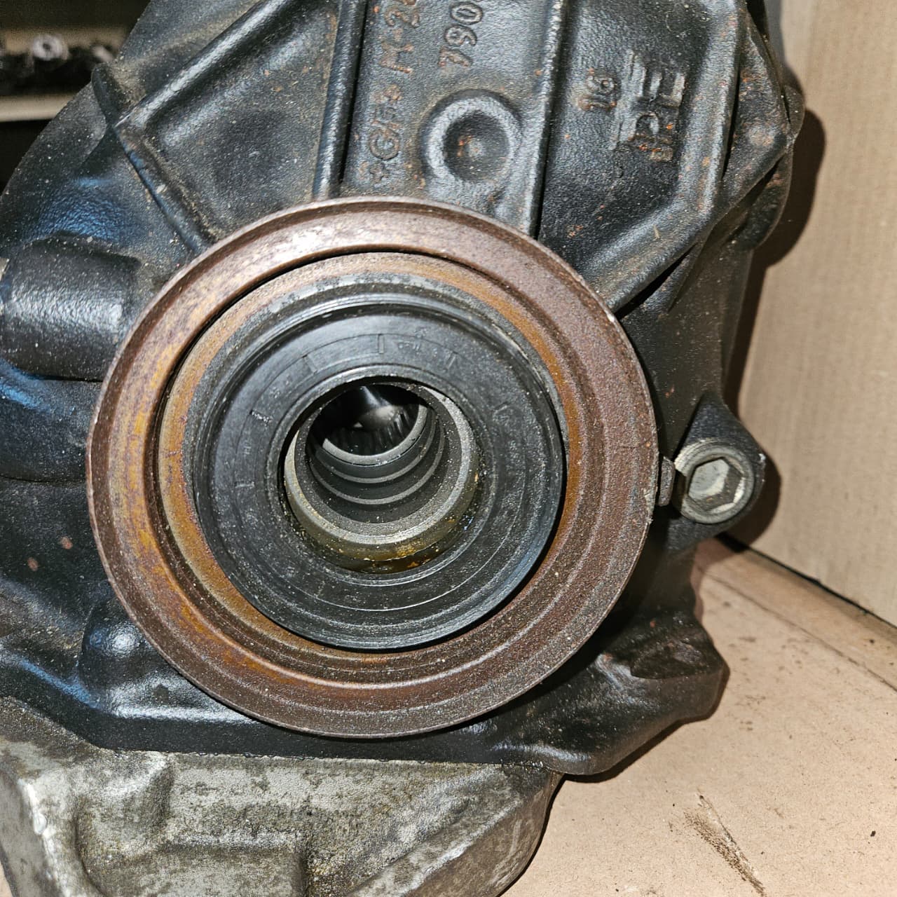 2014-18 Mercedes C300 Rear Differential 2043503914 C-Class W204 W205 3.27 ratio