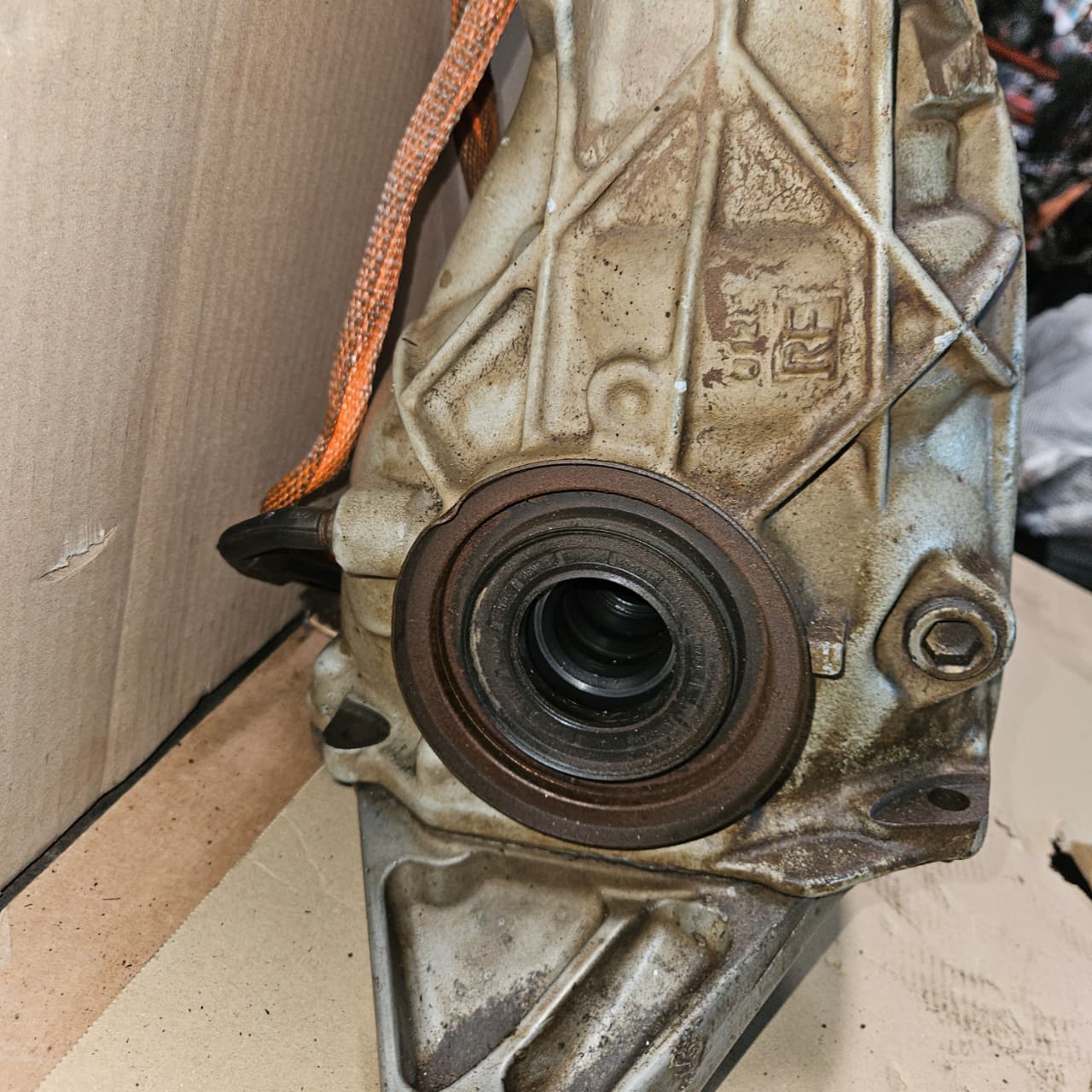 2017-2019 Mercedes-Benz GLS450 Rear Differential Carrier 1663502714 3.27 ratio