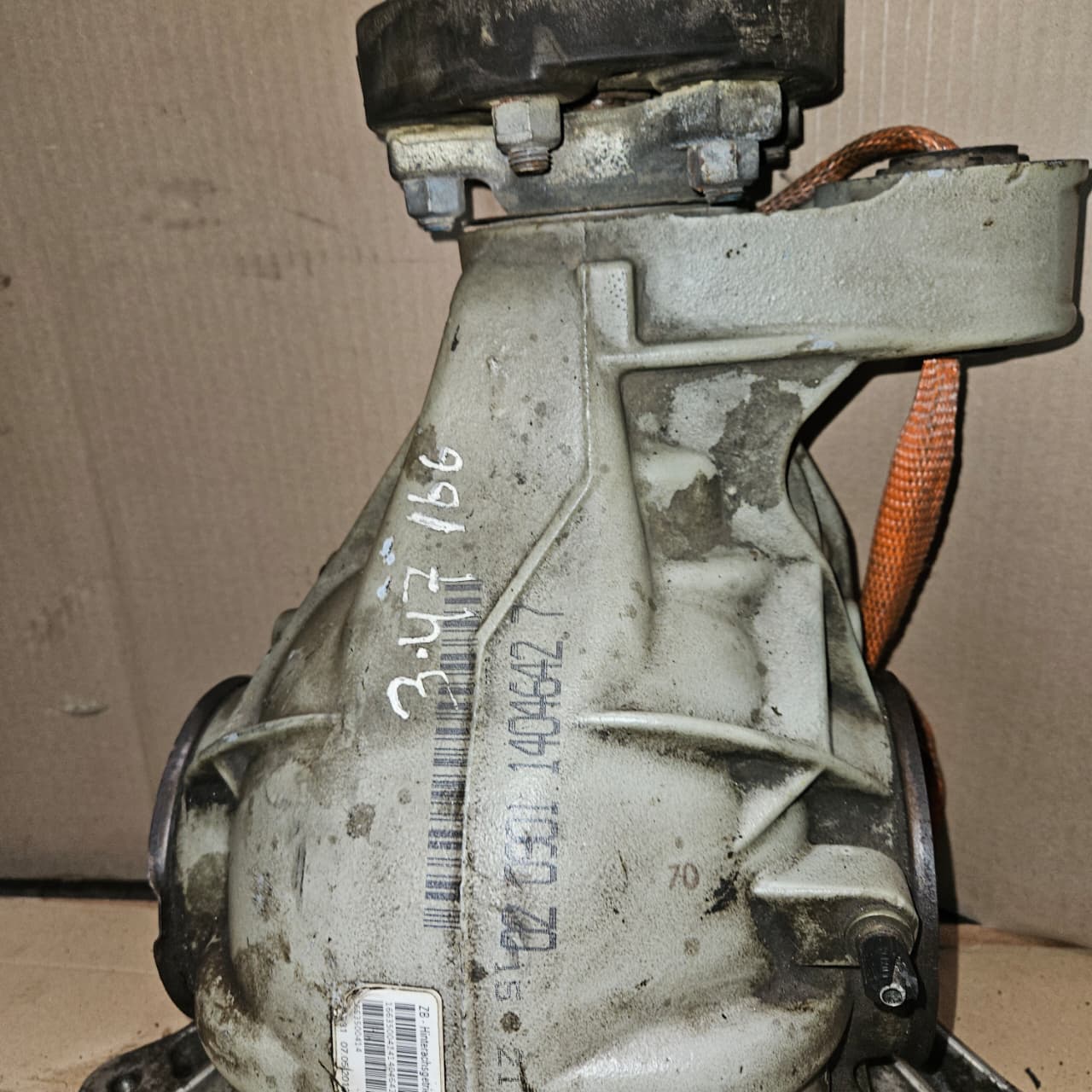 13-16 Mercedes GL450 Rear Differential Carrier A1663500414 GLE-Class 3.47 Ratio