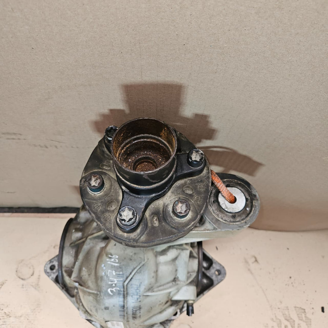 13-16 Mercedes GL450 Rear Differential Carrier A1663500414 GLE-Class 3.47 Ratio